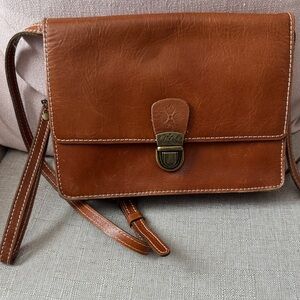 Patricia Nash Lanza Leather Crossbody